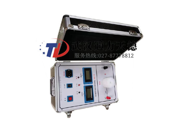 TD-30kV 氧(yǎng)化鋅避雷(léi)器快速測試儀