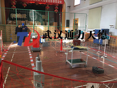甘肅張掖供電公司電（diàn）流互感器無局（jú）放（fàng）試驗現（xiàn）場