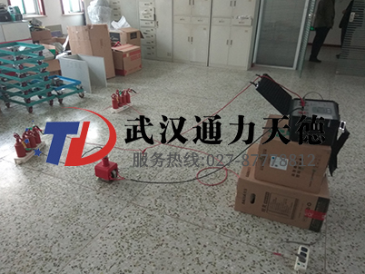山東濟（jì）南過電（diàn）壓保（bǎo）護（hù）器測試儀培訓現場