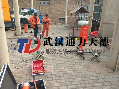 山西呂梁利虎玻璃變頻串聯諧振（zhèn）耐壓試驗現場
