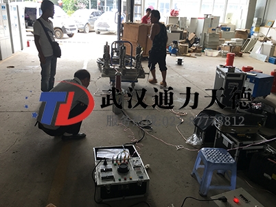 浙（zhè）江正泰電器高壓開關工頻交流耐壓（yā）現（xiàn）場